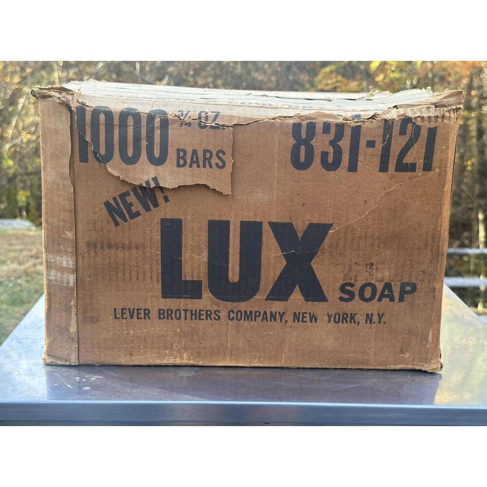Vintage LUX Soap 3/4 Oz Hotel Motel Size Bars Travel Size Toilet‎ New Old Stock